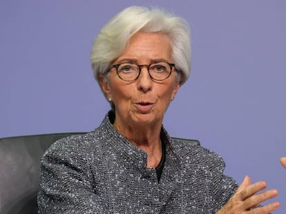 Lagarde: "Estamos preparados para ampliar las compras de deuda"