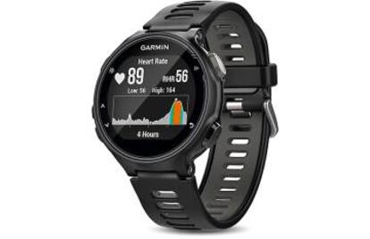 El actor usa el reloj Garmin Forerunner 735XT para hacer triatlón. “Tiene pulsómetro y GPS. Sé cuantos kilómetros corro y con la aplicación puedo compartir los resultados con los amigos, algo que nos tiene picadísimos”.