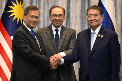 Tailandia y Camboya alto el fuego