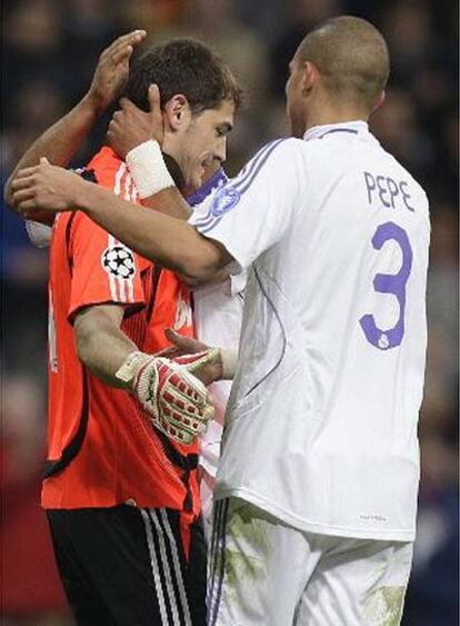 Casillas y Pepe