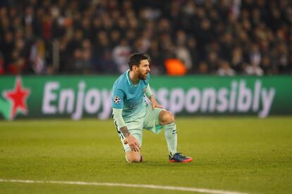 Lionel Messi, durante el partido de este martes contra el PSG en Par&iacute;s.