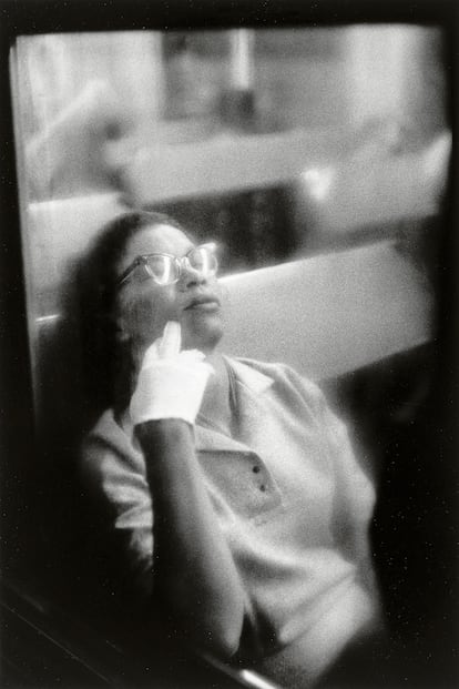 'Mujer con guante blanco', Penn Station, Nueva York (1958).