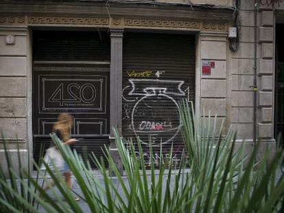 La asociaci&oacute;n 420 fue precintada ayer por la Guardia Urbana.