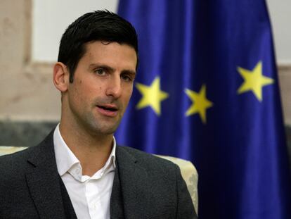 Djokovic, durante el encuentro del día 3 con el presidente de su país en Belgrado.