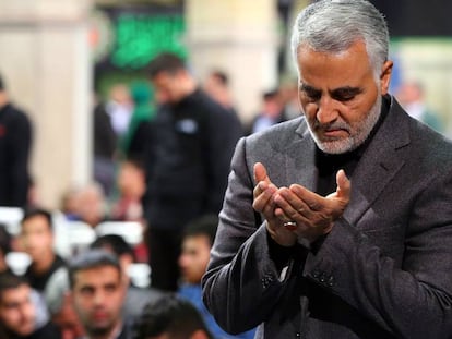 Qasem Soleimani, durante una ceremonia religiosa en Teherán, en 2015.