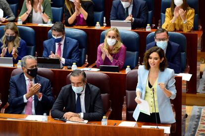 La presidenta de la Comunidad de Madrid, Isabel Díaz Ayuso, interviene en el pleno de la Asamblea este jueves.