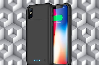 No podía faltar una funda para el iPhone X, uno de los móviles topes de gama más deseados del momento. La capacidad de esta carcasa con batería integrada es extraordinaria, ofreciendo la posibilidad de cargar dos veces más la batería del teléfono con una sola carga de la carcasa. Además se integra muy bien y tiene un diseño discreto.