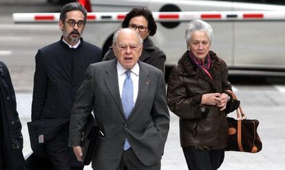 Jordi Pujol y Marta Ferrusola llegando a la Audiencia Nacional para declarar el pasado febrero.