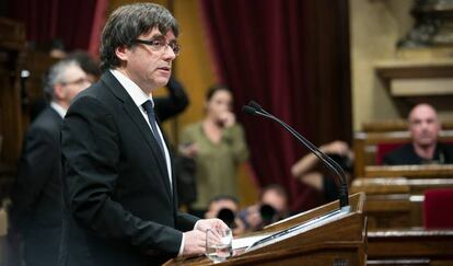 Carles Puigdemont comparece ante el Parlament para dar explicaciones sobre los resulatados del referendum del 1 de octubre.