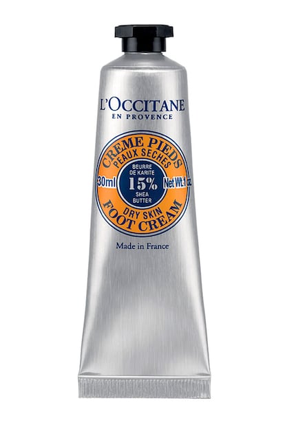 Esta hidratante de la casa francesa L'Occitane es un imprescindible para mantener los pies perfectos durante todo el verano (9,50 euros).