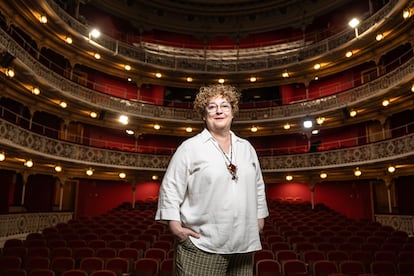 Laila Ripoll, directora de la Compañía Nacional de teatro clásico, fotografiada en el patio de butacas del teatro, el 26 de junio de 2025.