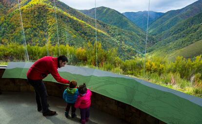 Mirador del centro de interpretación de Muniellos, en el parque natural de las Fuentes del Narcea, Degaña e Ibias (Asturias).