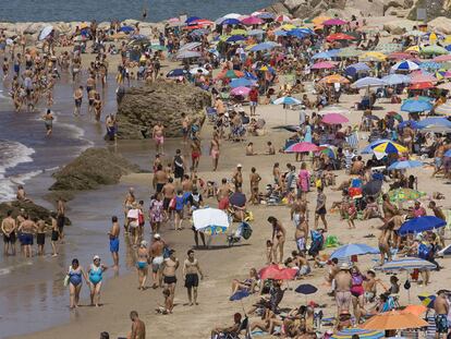 Las playas se llenan en el último domingo de agosto