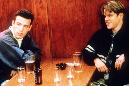 Ben Affleck y Matt Damon en una escena de 'El indomable Will Hunting'.