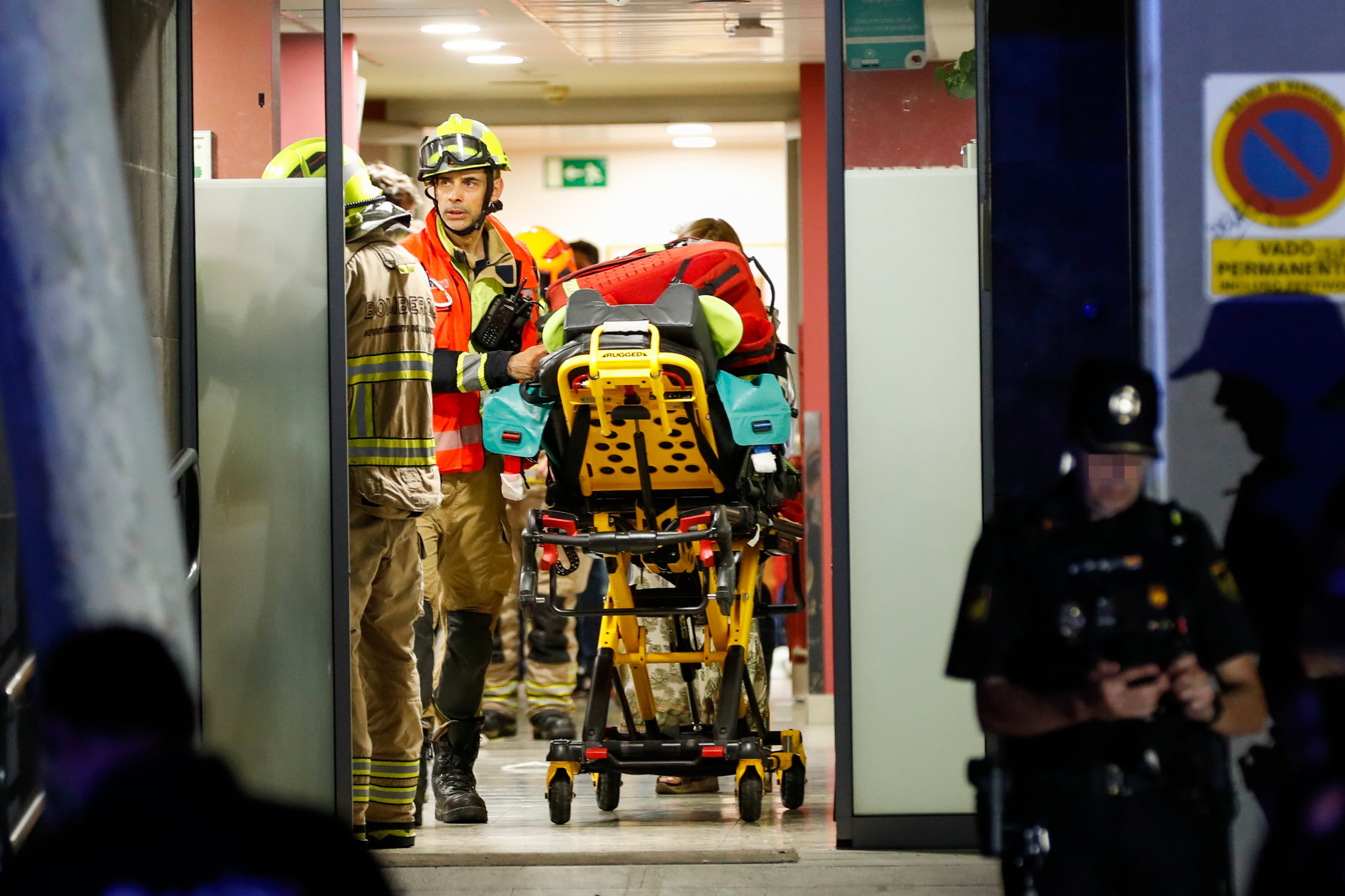 Un anciano muerto y otros 19 heridos tras una explosión en una residencia de Zaragoza
