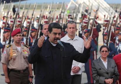 El presidente Nicolás Maduro da un discurso en el aeropuerto Simón Bolívar, en La Guaira, Venezuela, el pasado sábado.