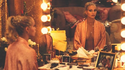 Fotograma de 'Showgirls'.