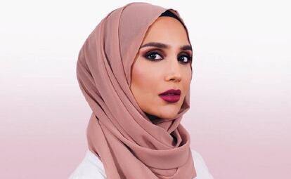 La modelo británica Amena Khan en una imagen de Instagram