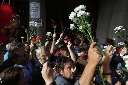 Protesta ante la sede del Departamento de Economía de la Generalitat en Barcelona.