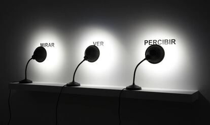 &#039;Mirar, ver, percibir&#039;, obra de Antoni Muntadas dentro de la exposici&oacute;n &#039;Lecci&oacute;n de arte&#039;. 