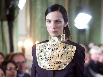 El barroco punk de Alvarno sueña con la alta costura