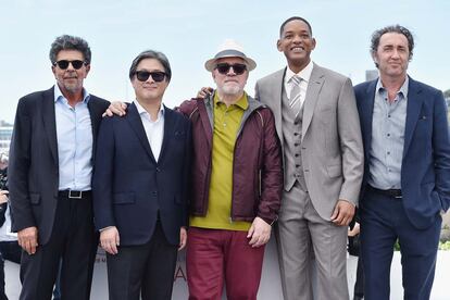 Gabriel Yared, Park Chan-wook, Pedro Almodóvar, Will Smith y Paolo Sorrentino en la rueda de prensa de presentación del jurado.