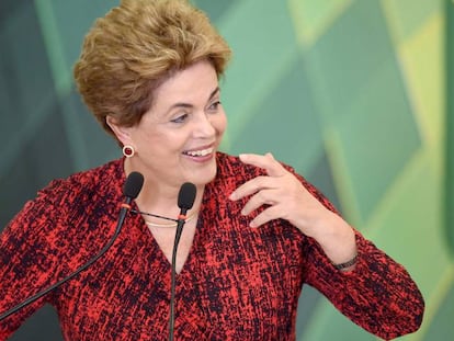 Dilma em cerimônia em Brasília nesta segunda.