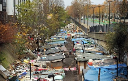 Campamento chabolista de Ney, a las puertas de París, alberga sobre todo a rumanos