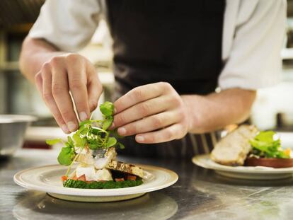 BuscoExtra, una ‘app’ para contratar personal en el sector de la hostelería