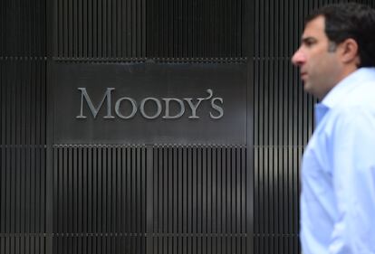 Logo de Moody's de la sede en Nueva York