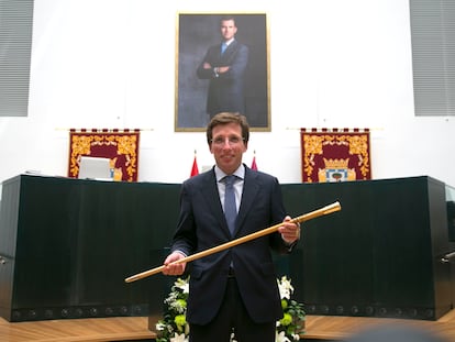 Toma de posesión como alcalde de José Luis Martínez Almeida, este sábado en el Palacio de Cibeles.