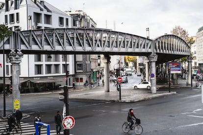 Vista de una calle de París.