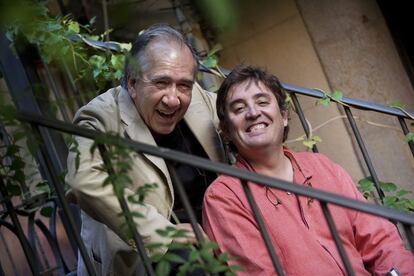 Joan Margarit i Luis García Montero, a l'Ateneu Barcelonès durant el Festival Internacional Barcelona Poesia 2011.