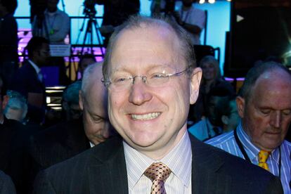 Stephen J. Girsky, vice chairman of General Motors, attends the New York International Auto Show in New York, April 20, 2011.