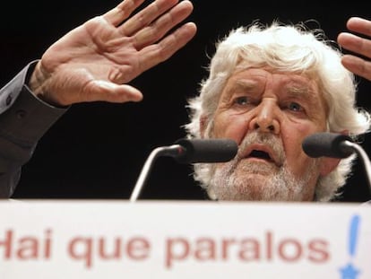 Xose Manuel Beiras, durante el mítin en de Vigo