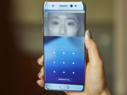 Novo smartphone da marca coreana incorpora o desbloqueio com os olhos e permite escrever e navegar com água sobre a tela