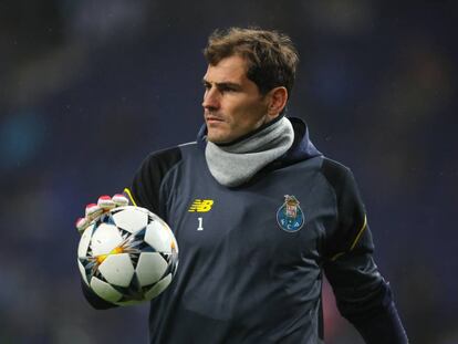 Casillas, en un partido con el Oporto el pasado 14 de Febrero en el estadio do Dragao.