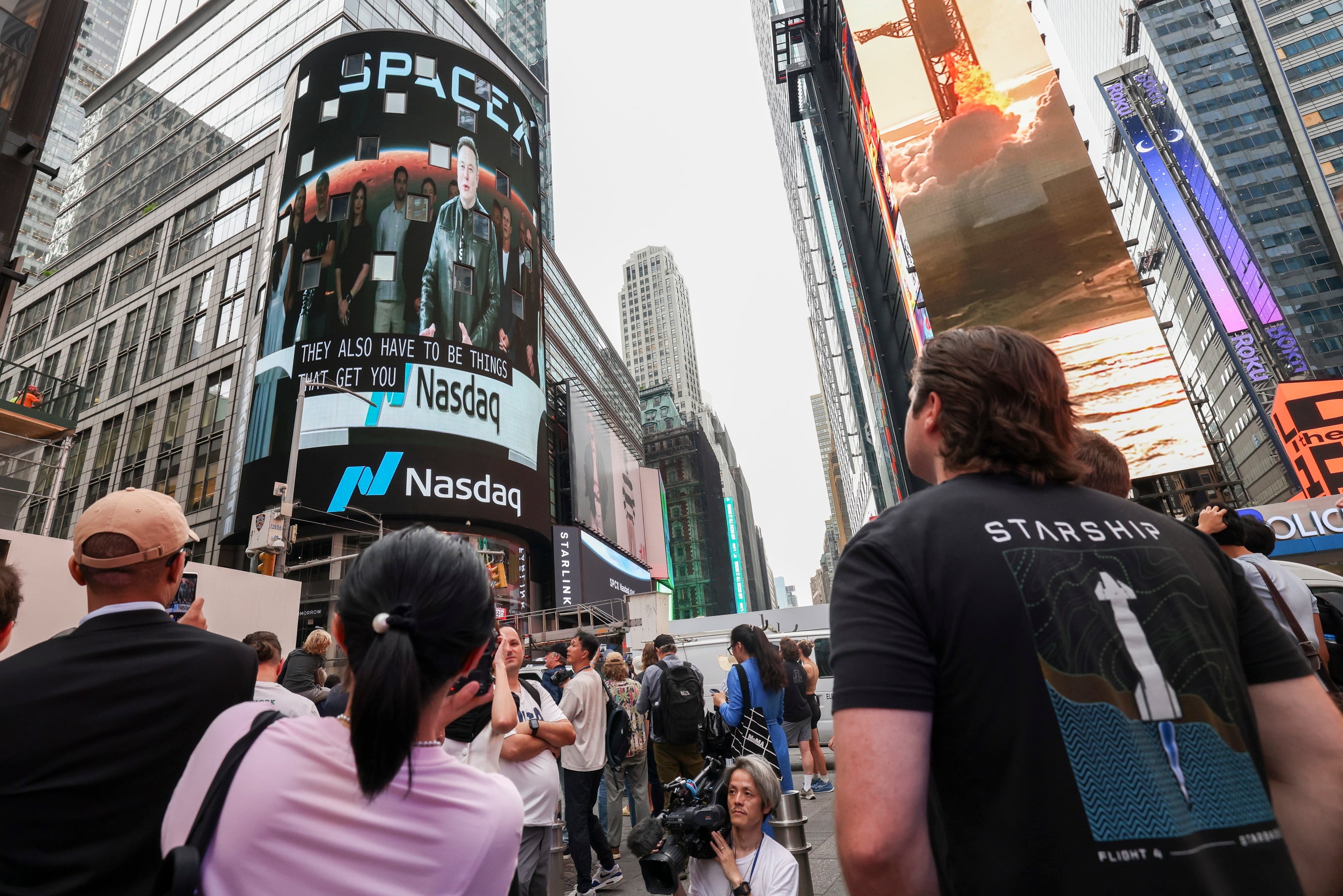 De la banca de EE UU a una aseguradora coreana: quién más compra las acciones de SpaceX