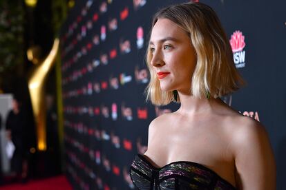 Saoirse Ronan. Días en la carrera hacia el Oscar: 65 - Las cuatro nominaciones con apenas 25 años hablan suficientemente claro sobre el ascenso meteórico de la intérprete neoyorquin. Su trabajo como Jo March en Mujercitas no parece que vaya a otorgarle la estatuilla, pero el estreno tardío del filme de Greta Gerwig (olvidada en la categoría de mejor dirección) solo la ha tenido ocupada un par de meses.