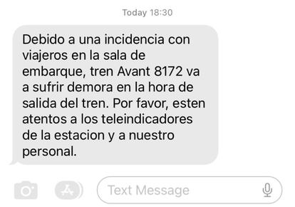 Mensaje donde se informa a los usuarios del retraso en los trenes el pasado 8 de septiembre. 