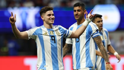 Julián Álvarez celebra su gol frente a Canadá, este jueves.