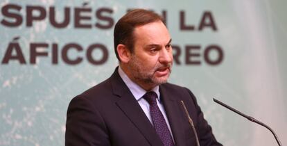 El ministro de Transportes, José Luis Ábalos.
 
 