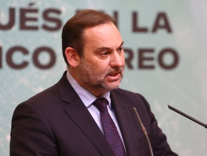 El ministro de Transportes, José Luis Ábalos.
 
 