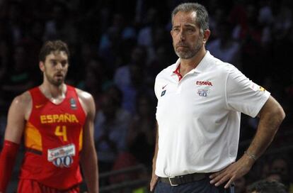 Orenga y Pau Gasol, durante el partido ante Francia