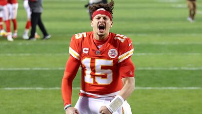 Patrick Mahomes celebra una de las anotaciones de Kansas City.