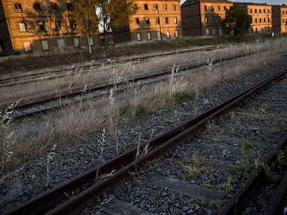 Poblados ferroviarios y fantasmas