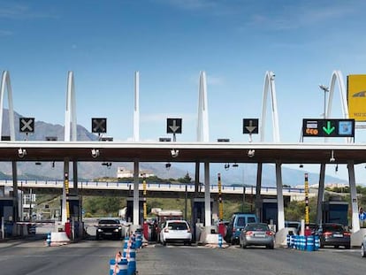 Playa de peaje de la Autopista del Sol, vendida por Ferrovial.