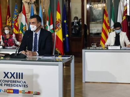 El presidente del Gobierno, Pedro Sánchez, preside la Conferencia de presidentes autonómicos.