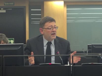 Ximo Puig durante la comisi&oacute;n de Fomento en el Congreso de los Diputados.