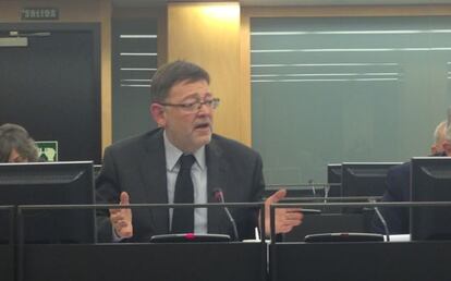 Ximo Puig durante la comisión de Fomento en el Congreso de los Diputados.